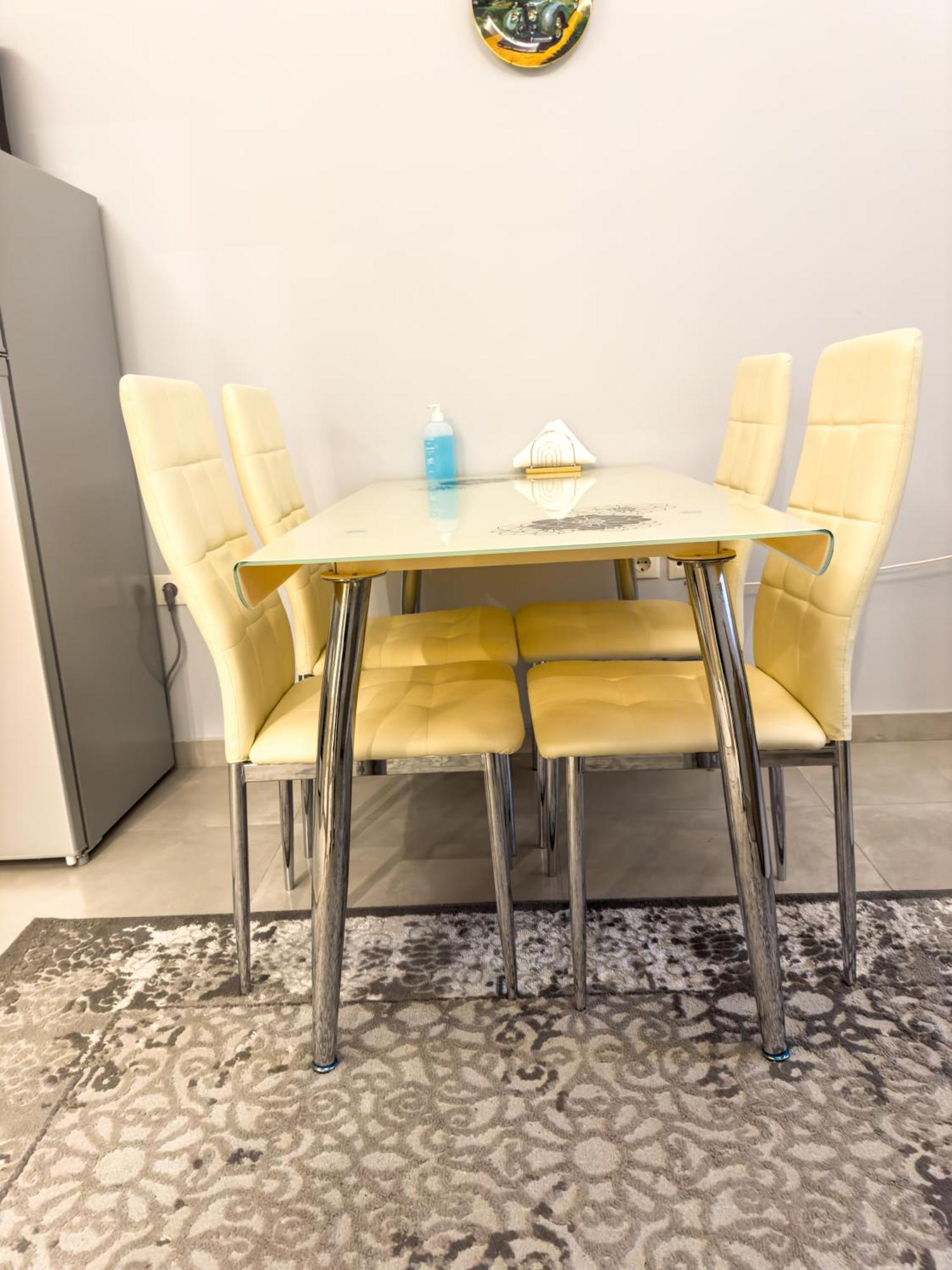 Contemporary & Spacious Renovated Apartment, Dt Syntagma, /Touristic Area Aten Exteriör bild