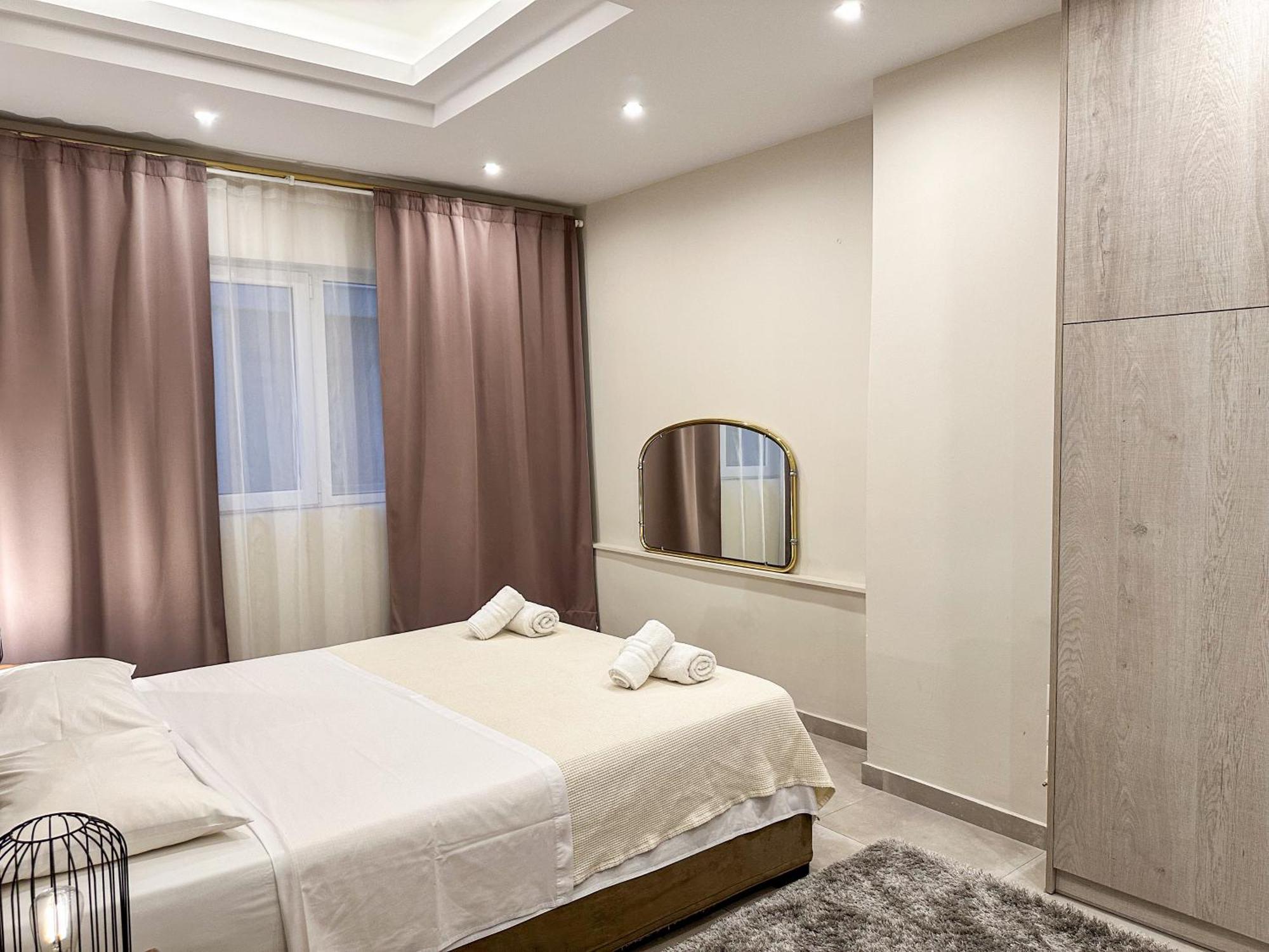 Contemporary & Spacious Renovated Apartment, Dt Syntagma, /Touristic Area Aten Exteriör bild