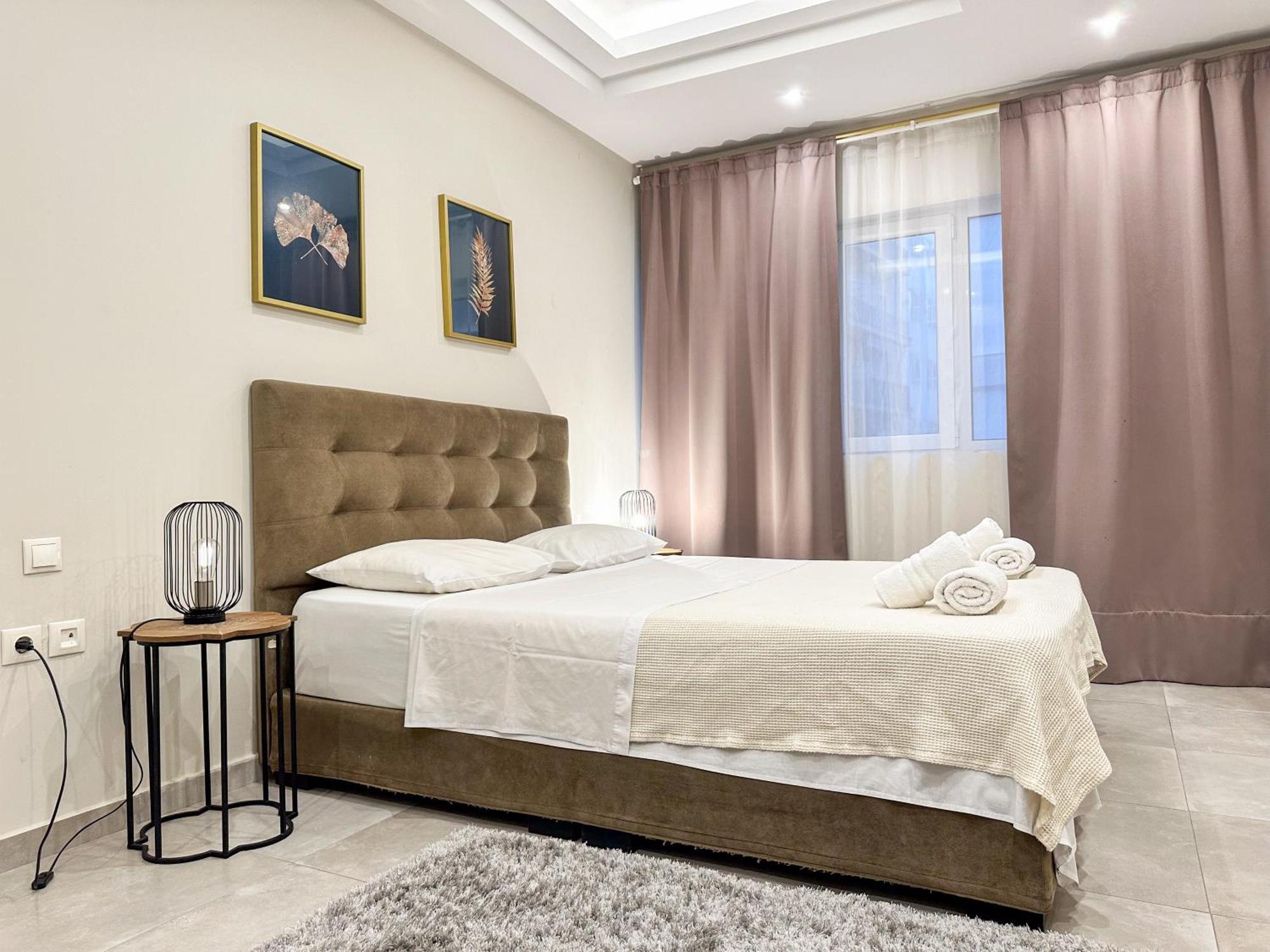 Contemporary & Spacious Renovated Apartment, Dt Syntagma, /Touristic Area Aten Exteriör bild