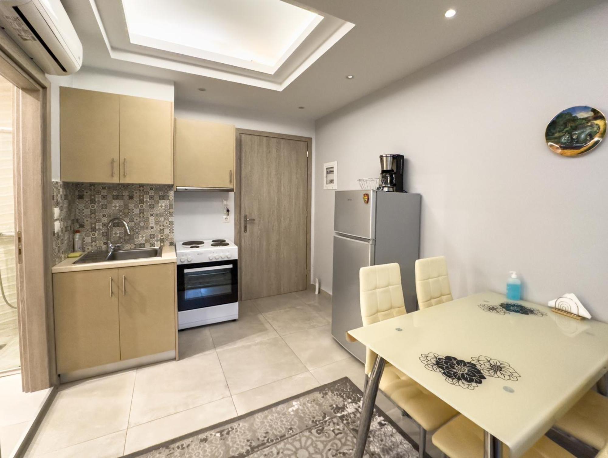 Contemporary & Spacious Renovated Apartment, Dt Syntagma, /Touristic Area Aten Exteriör bild